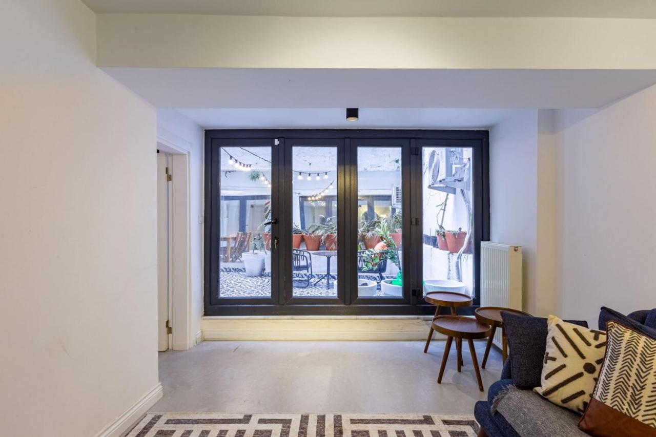 Excellent Flat With Lovely Backyard In Cihangir Istambul Exterior foto